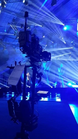 Steadi1-576x1024-640x480-1